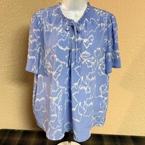 4/$15 Nine West Blue and White Ruffled Blouse